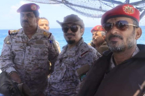 مصدر حكومي: استهداف مليشيا الحوثي الإرهابية مؤشر واضح على رفضها لجهود السلام